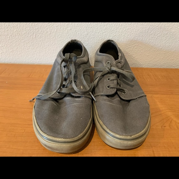 Preowned men’s vans  shoes in size 11 - Picture 2 of 5